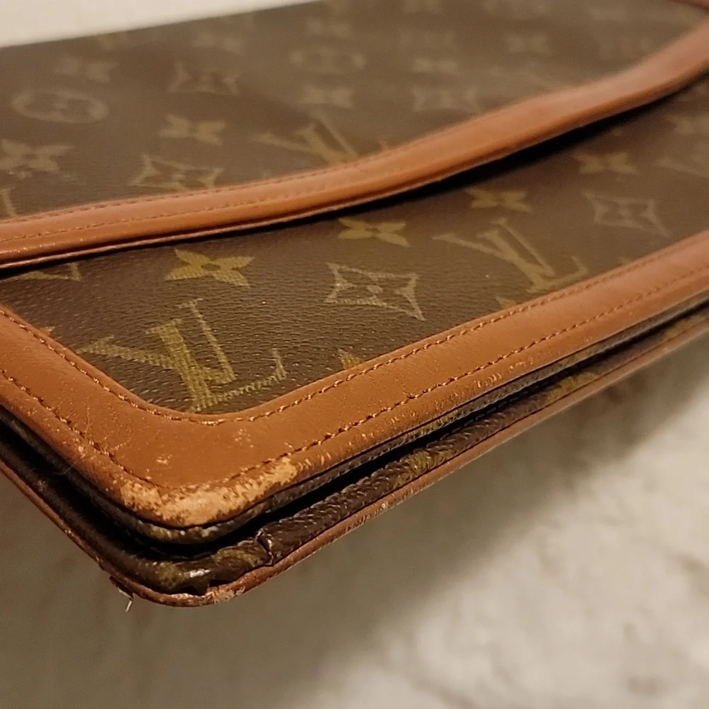 Louis Vuitton Brown Monogram Pochette Dam Clutch - Picture 9 of 13